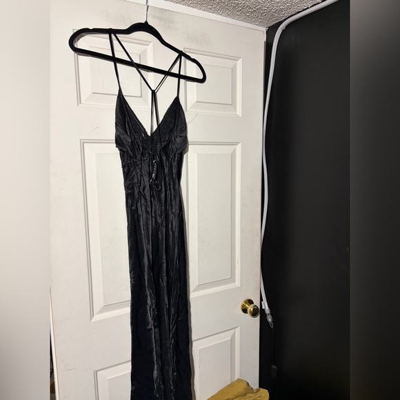 Zara black lace top slip dress - Picture 2 of 6